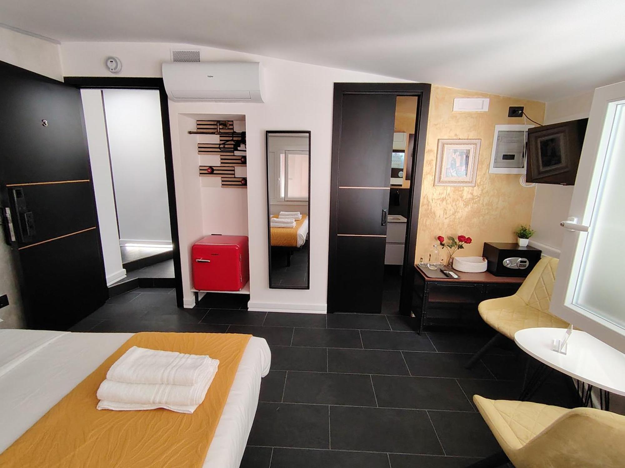 Casa de hóspedes Le Regine - - Adult Only